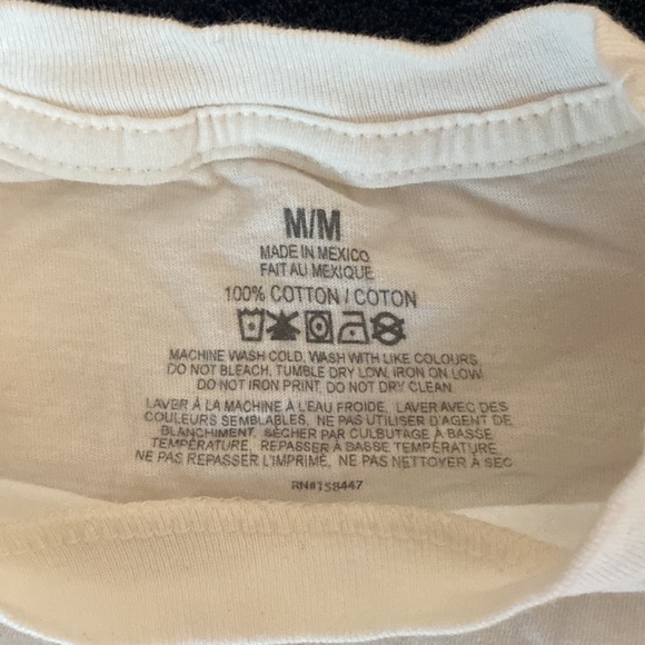 Whit crop top, size medium, made in Mexico, never worn - Picture 3 of 3
